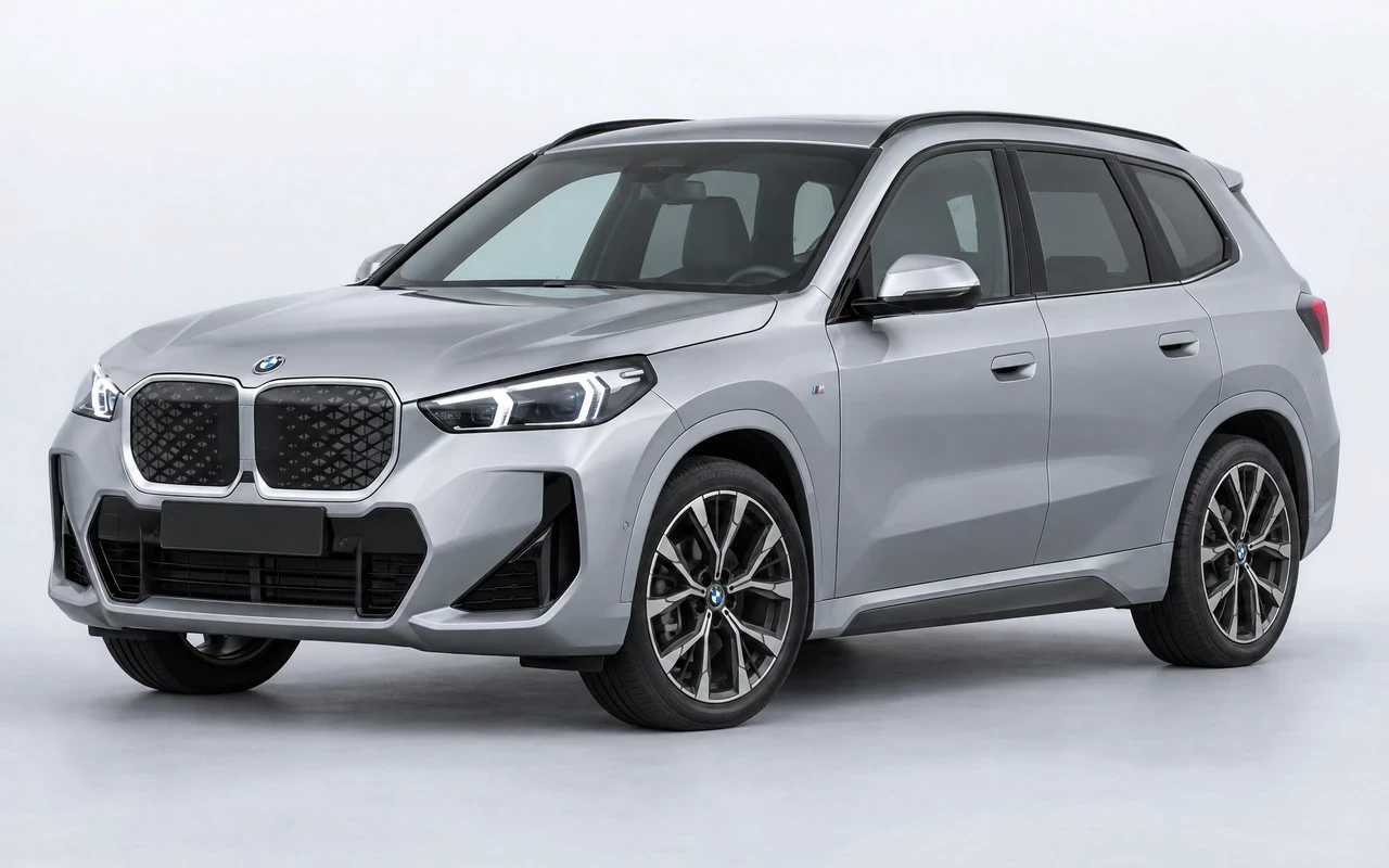 AI-genereret illustration af en sølvgrå BMW iX1, set skråt forfra.