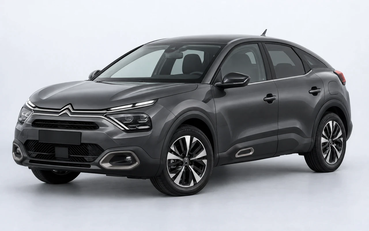 AI-genereret illustration af en mørkegrå Citroën C4, set skråt forfra.
